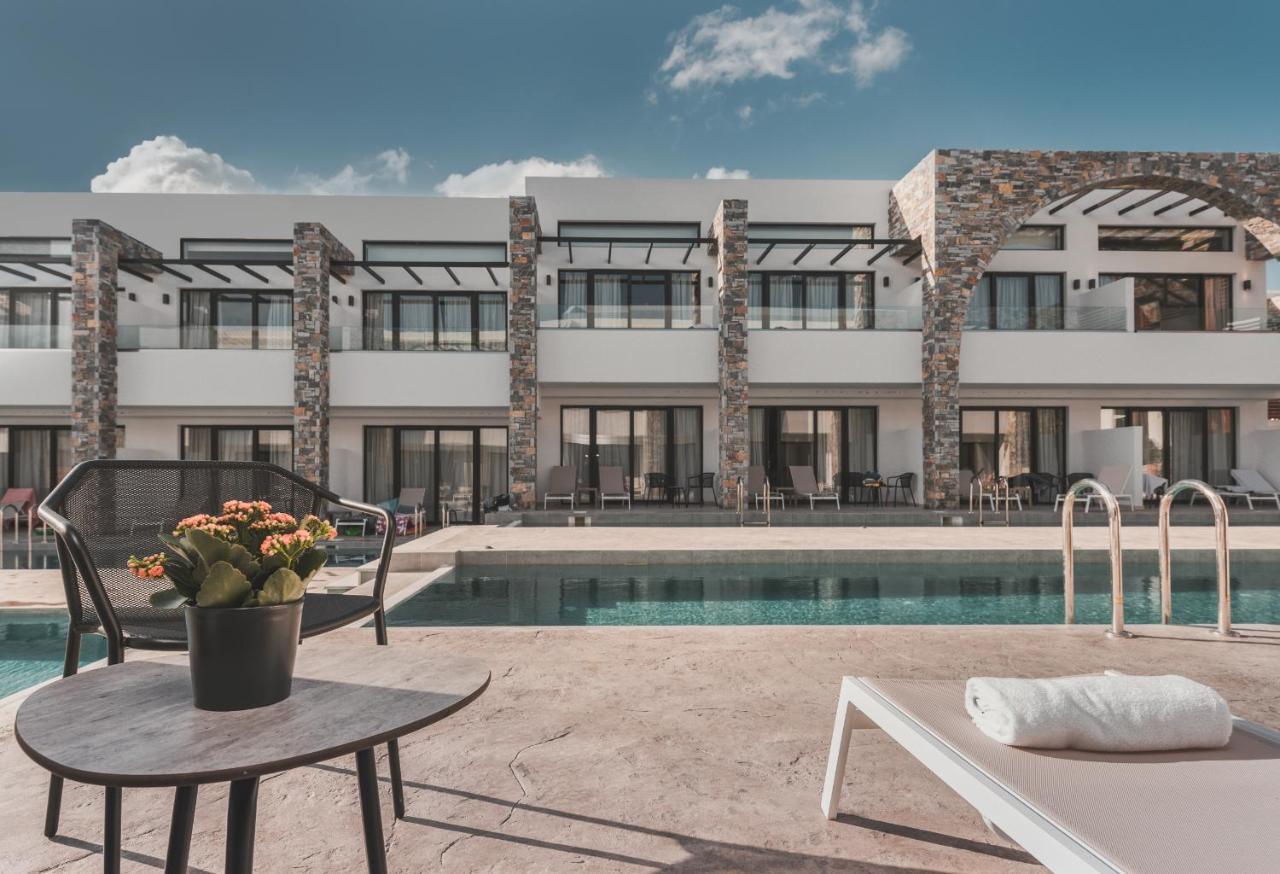 Cavo Di Suites Kalamaki  Exterior photo