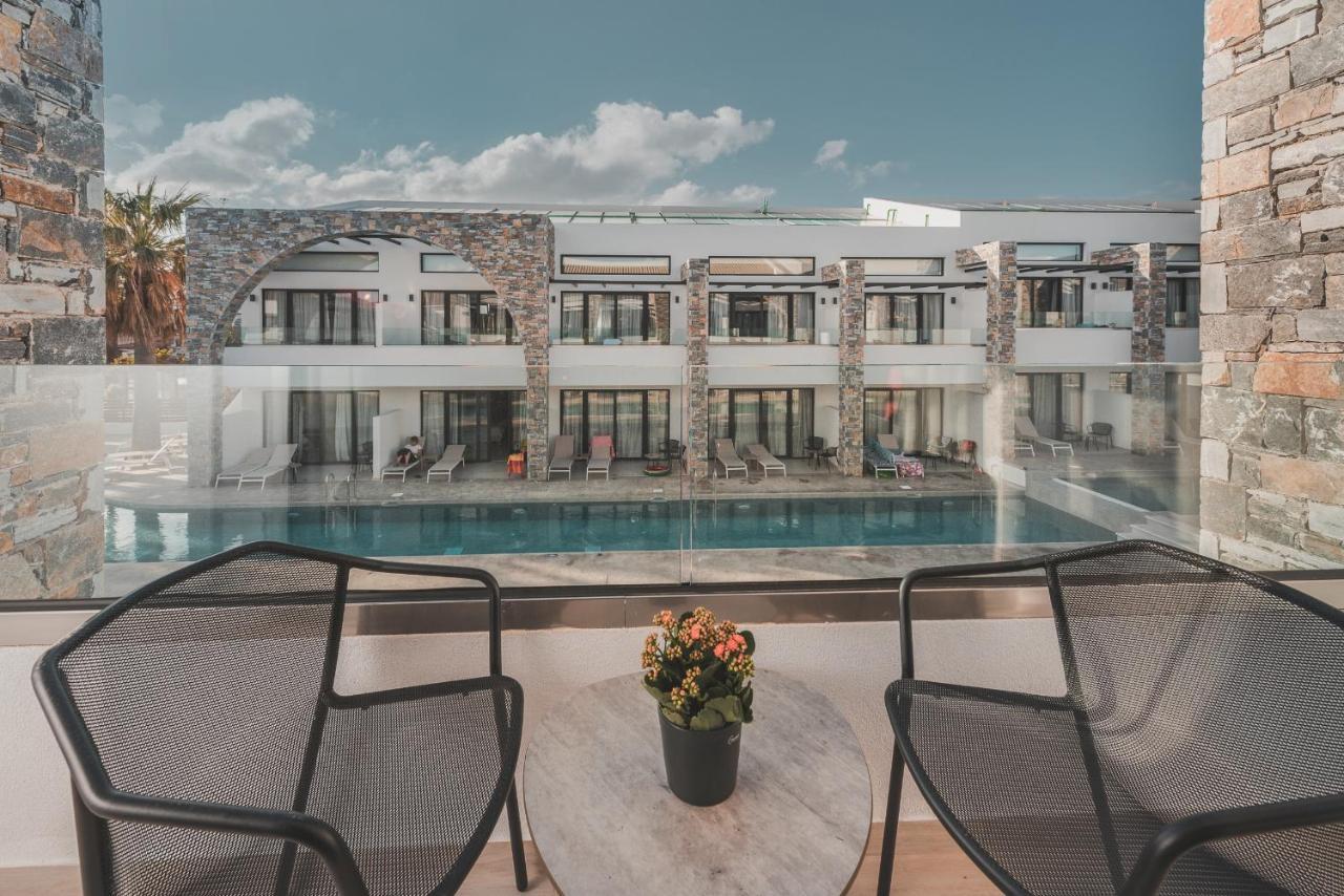 Cavo Di Suites Kalamaki  Exterior photo